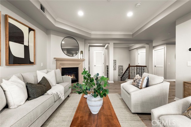 Image 8 of 55 For 401 Bernard Street 211