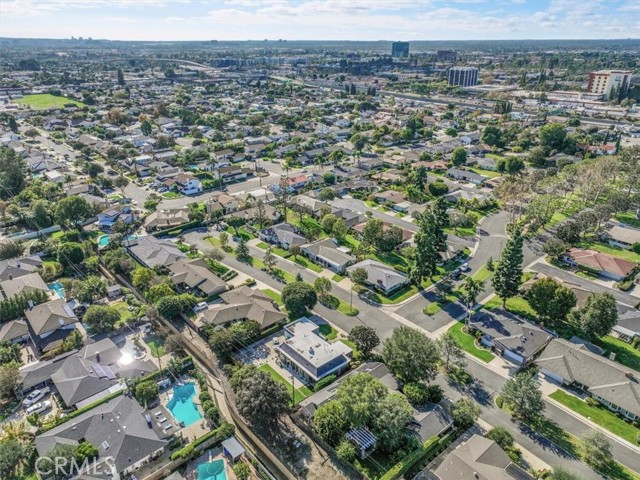 Detail Gallery Image 21 of 25 For 14272 Acacia Dr, Tustin,  CA 92780 - 3 Beds | 2 Baths