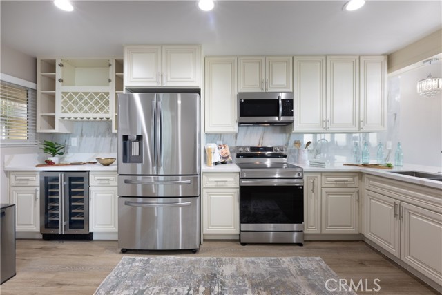 Detail Gallery Image 26 of 44 For 2240 Stanley Ave #9,  Signal Hill,  CA 90755 - 2 Beds | 2 Baths