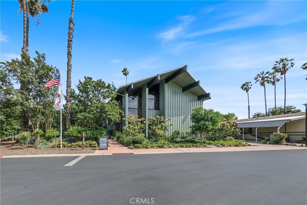 MLS #OC25275602 image #62