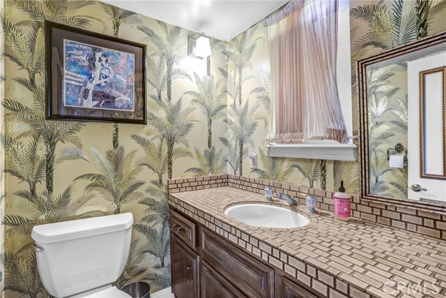 Detail Gallery Image 35 of 60 For 2376 Sunset Curv, Upland,  CA 91784 - 4 Beds | 3/1 Baths