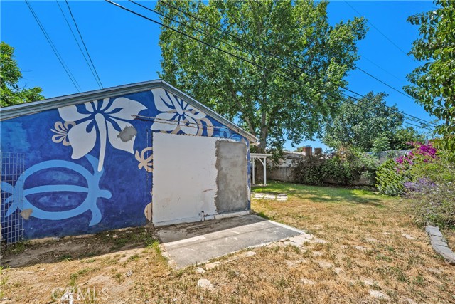Detail Gallery Image 3 of 40 For 17937 Lull St, Reseda,  CA 91335 - 3 Beds | 1/1 Baths
