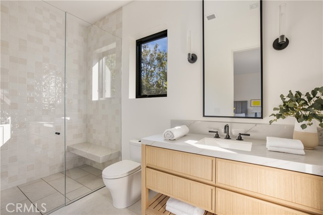 Detail Gallery Image 30 of 41 For 24341 Rolling View Rd, Hidden Hills,  CA 91302 - 7 Beds | 9/2 Baths