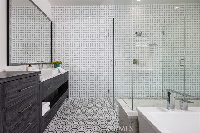 Image 21 of 51 For 79 Eider Run