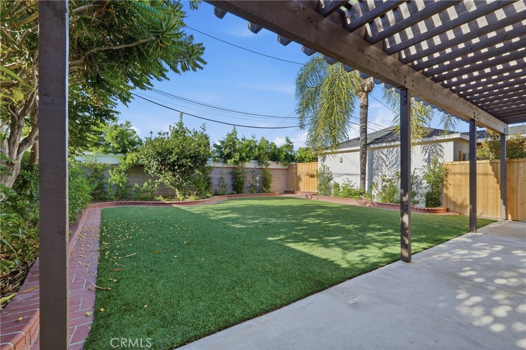 MLS #DW26160547 image #3