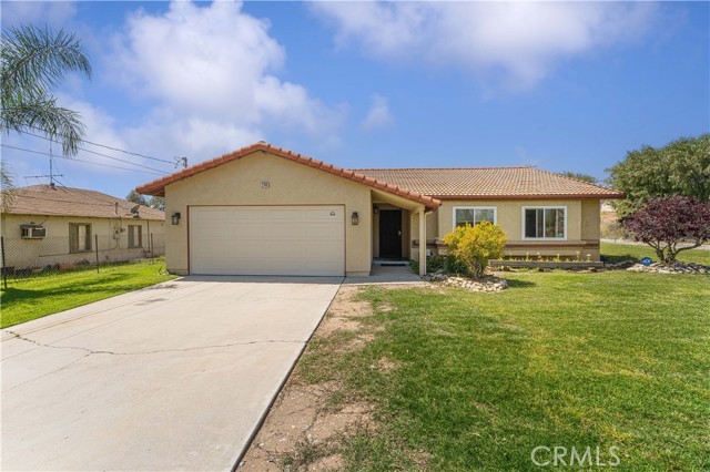 Detail Gallery Image 1 of 41 For 2748 N Maple Ave, Rialto,  CA 92377 - 3 Beds | 2 Baths