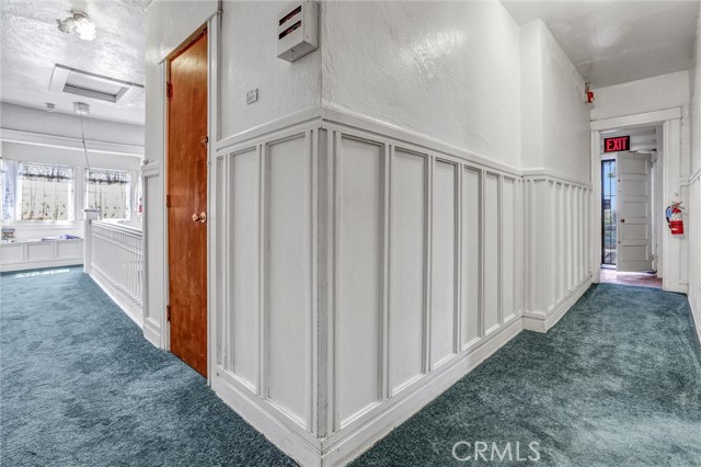 1470 W Adams Boulevard, Los Angeles CA: https://media.crmls.org/medias/9988f3cf-13d6-4469-8105-908eaf3190ba.jpg