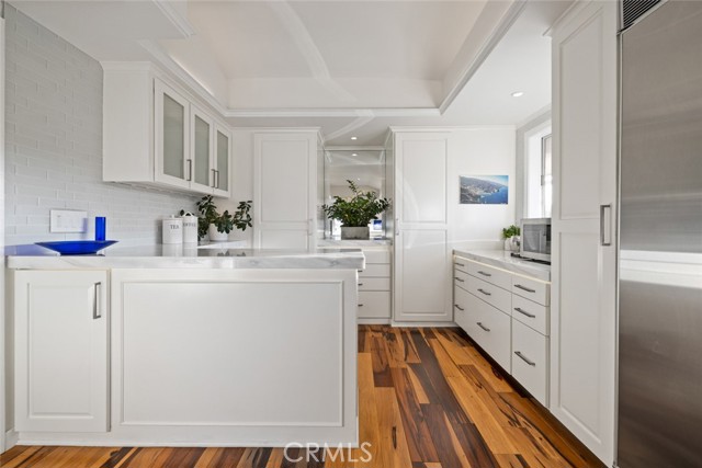 Detail Gallery Image 36 of 68 For 218 Evening Star Ln, Newport Beach,  CA 92660 - 5 Beds | 3/1 Baths