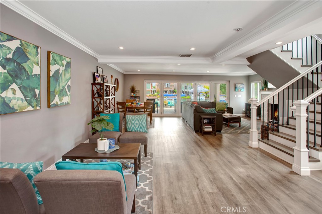 MLS #OC25234819 image #4