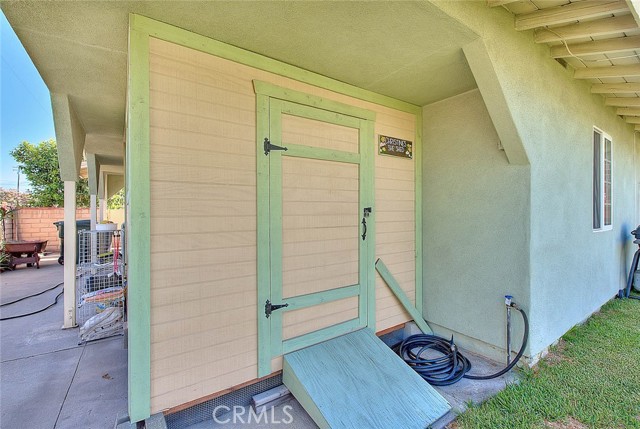 14104 Barrydale Street, La Puente CA: https://media.crmls.org/medias/998991a1-5a68-4842-8d26-ca443baf36b4.jpg