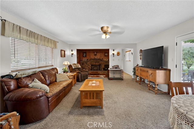 Detail Gallery Image 18 of 70 For 3276 E Olive Ave, Merced,  CA 95340 - 3 Beds | 3 Baths