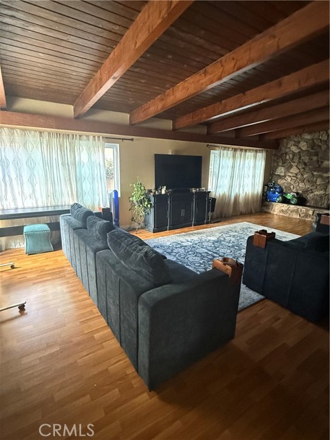 Detail Gallery Image 5 of 14 For 22415 Caroldale, Carson,  CA 90745 - 3 Beds | 2 Baths