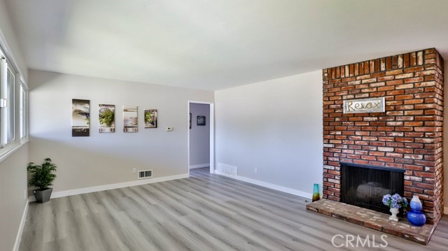 Detail Gallery Image 12 of 54 For 11701 Flamingo Dr, Garden Grove,  CA 92841 - 4 Beds | 2 Baths