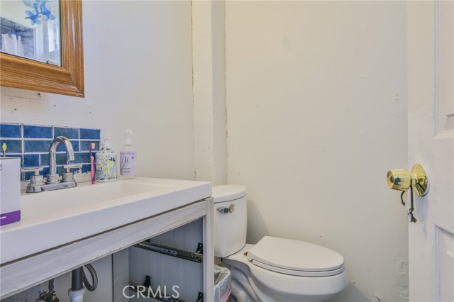 Detail Gallery Image 39 of 49 For 1709 E Luray, Long Beach,  CA 90807 - 5 Beds | 5 Baths