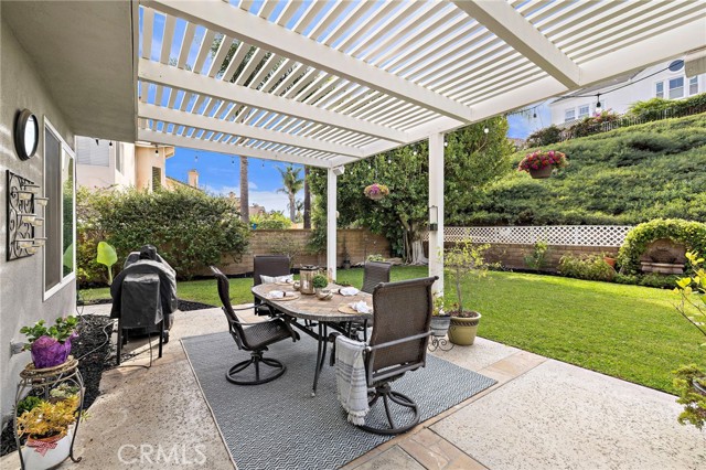 Detail Gallery Image 25 of 32 For 27041 Ironwood Drive, Laguna Hills,  CA 92653 - 5 Beds | 3 Baths