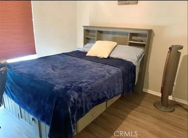 Detail Gallery Image 12 of 16 For 5500 Blanco, Woodland Hills,  CA 91367 - 5 Beds | 2/1 Baths