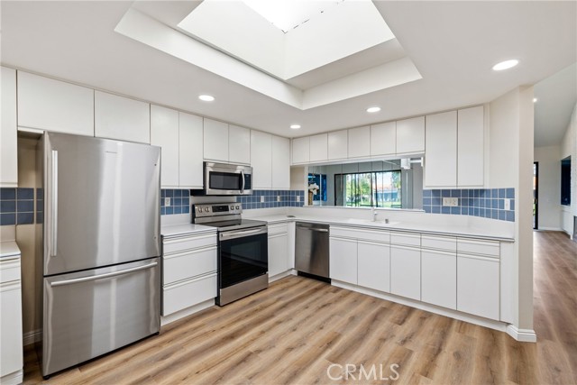 Image 12 for 76534   Begonia LN