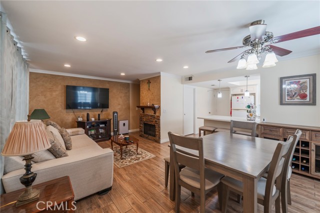 Detail Gallery Image 8 of 28 For 13959 Arthur Ave #1,  Paramount,  CA 90723 - 3 Beds | 2/1 Baths