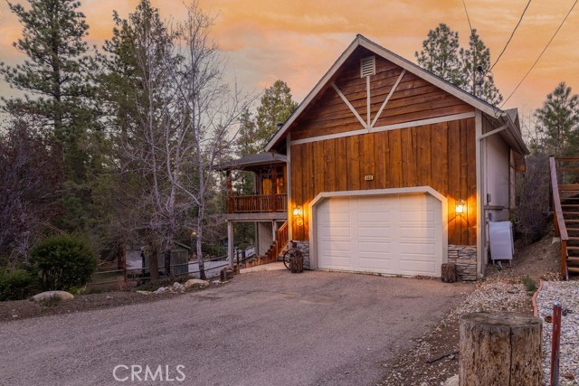 Detail Gallery Image 2 of 38 For 600 Kean Way, Big Bear City,  CA 92314 - 3 Beds | 2 Baths