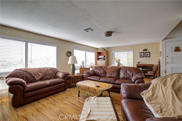 3700 Buchanan, Riverside CA: https://media.crmls.org/medias/9990ae4e-5012-4456-873a-f05c94163d5a.jpg