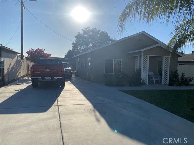2113 Princeton Street, Delano CA: https://media.crmls.org/medias/999149c7-a311-40e7-b5d2-ff68efa9ba12.jpg