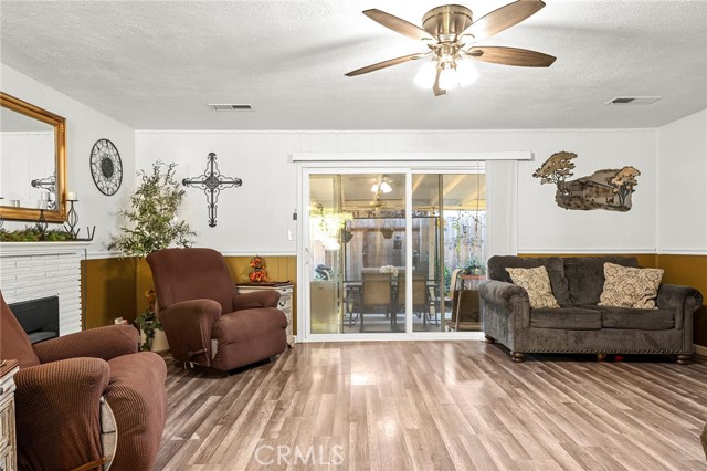1171 Peach Street, Corning CA: https://media.crmls.org/medias/99918d84-3a57-4b5b-9d5b-cc5633e069ff.jpg