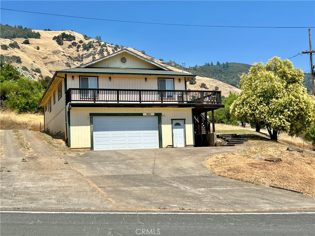 3309 Lakeview Drive