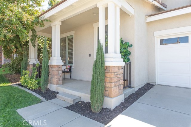 Detail Gallery Image 5 of 64 For 25079 Pine Mountain, Corona,  CA 92883 - 4 Beds | 3/1 Baths