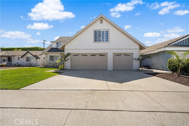 11771 Paseo Bonita, Los Alamitos CA: https://media.crmls.org/medias/99929ae2-85a4-412c-9ad5-d68fbf450ffc.jpg