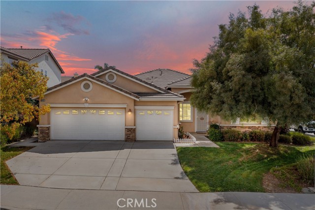 Detail Gallery Image 2 of 48 For 28787 First Star Ct, Menifee,  CA 92584 - 4 Beds | 2/1 Baths