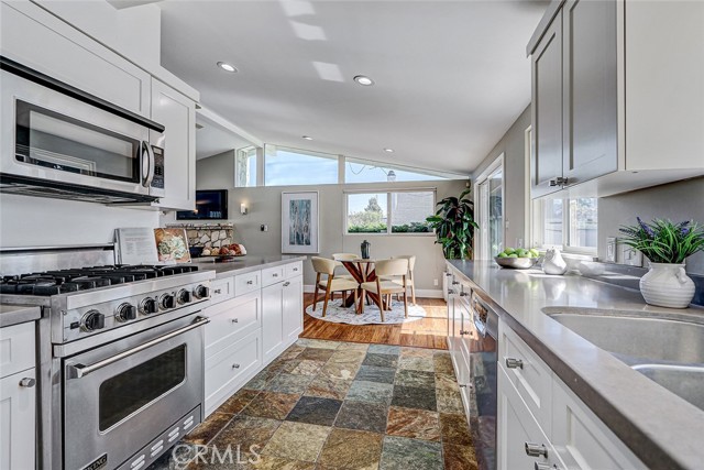 Detail Gallery Image 21 of 40 For 2230 Curtis, Redondo Beach,  CA 90278 - 3 Beds | 2 Baths