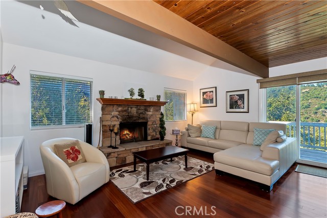 Detail Gallery Image 28 of 33 For 1262 Brentwood Dr, Lake Arrowhead,  CA 92352 - 3 Beds | 2 Baths