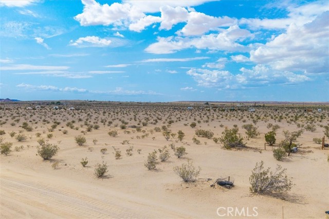 Detail Gallery Image 2 of 22 For 68840 Mesa Dr, Twentynine Palms,  CA 92277 - – Beds | – Baths