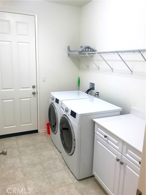 Detail Gallery Image 16 of 34 For 16031 Cordova, Victorville,  CA 92394 - 6 Beds | 2/1 Baths