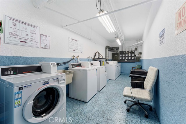 Detail Gallery Image 20 of 24 For 120 Alamitos Ave #17,  Long Beach,  CA 90802 - 1 Beds | 1 Baths