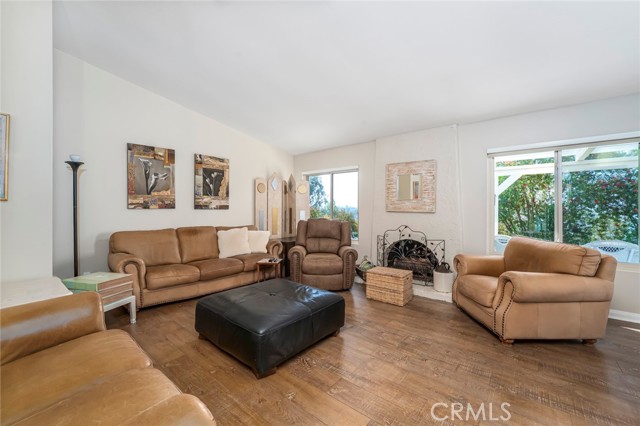 Detail Gallery Image 9 of 56 For 28062 Calle Casal, Mission Viejo,  CA 92692 - 2 Beds | 2 Baths