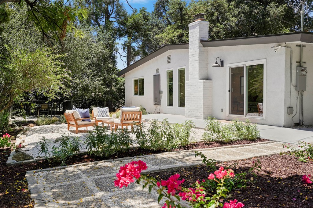 3758 Alzada Road
