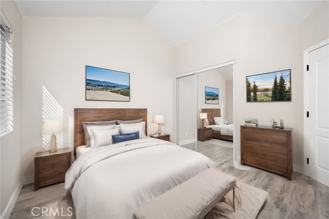 Detail Gallery Image 18 of 22 For 2524 Montrose Ave #103,  Montrose,  CA 91020 - 5 Beds | 3/1 Baths