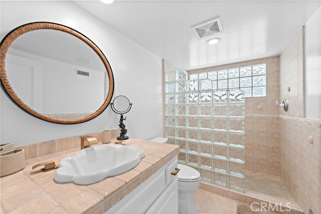 Detail Gallery Image 29 of 61 For 35615 Beach Rd, Dana Point,  CA 92624 - 3 Beds | 2 Baths