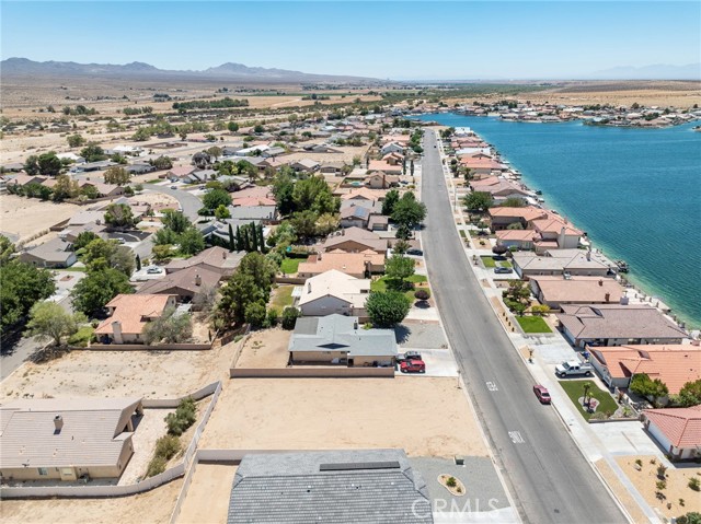 Detail Gallery Image 2 of 22 For 26701 Blue Water Rd, Helendale,  CA 92342 - – Beds | – Baths