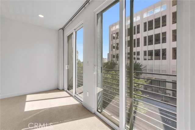Detail Gallery Image 18 of 29 For 359 E Broadway, Long Beach,  CA 90802 - 2 Beds | 2/1 Baths