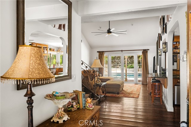 17927 Sun Hill Drive, Yorba Linda CA: https://media.crmls.org/medias/999a5668-1f41-4a46-96e3-d63e12f032ed.jpg