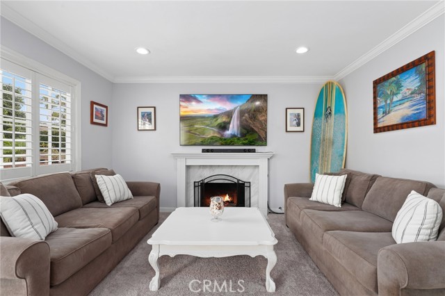 Detail Gallery Image 5 of 32 For 14422 Birmingham Dr, Westminster,  CA 92683 - 3 Beds | 3 Baths