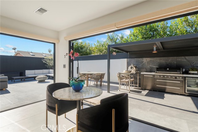 Detail Gallery Image 15 of 42 For 985 Begonia Ave, Costa Mesa,  CA 92626 - 3 Beds | 3 Baths