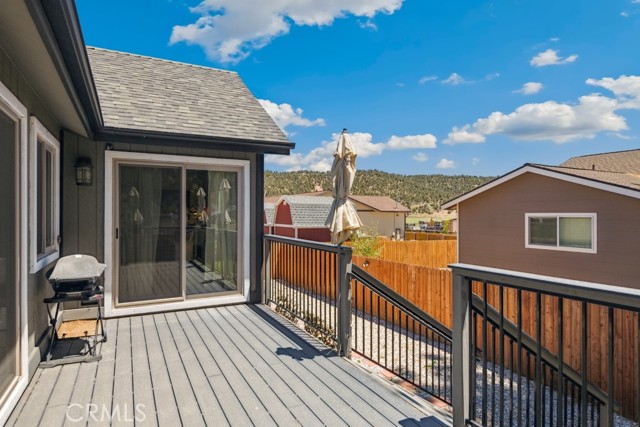 836 D Lane, Big Bear City CA: https://media.crmls.org/medias/999d1780-32a9-4eaf-967f-93fa08cea511.jpg