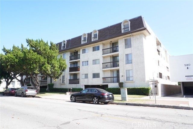 570 W Stocker Street, Glendale CA: https://media.crmls.org/medias/999de31b-47bd-4367-b26e-87b82634d7ed.jpg
