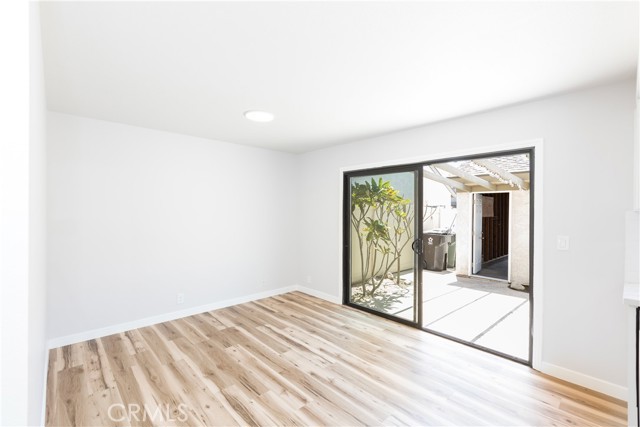 Detail Gallery Image 4 of 26 For 1485 W Cerritos Ave #8,  Anaheim,  CA 92802 - 3 Beds | 2/1 Baths