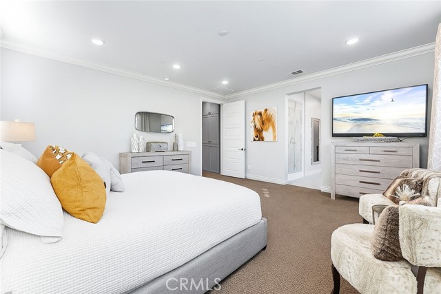 202 Geyser, Irvine CA: https://media.crmls.org/medias/999f3963-03c7-4db4-91b7-7eb2116d24a5.jpg