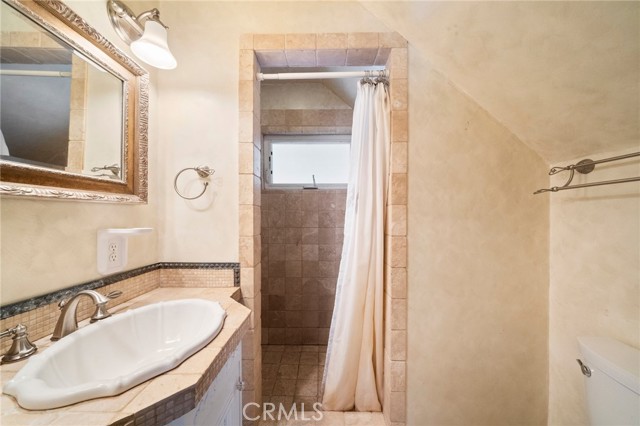 Detail Gallery Image 22 of 28 For 746 W Victoria Ct, Lake Arrowhead,  CA 92352 - 2 Beds | 2 Baths