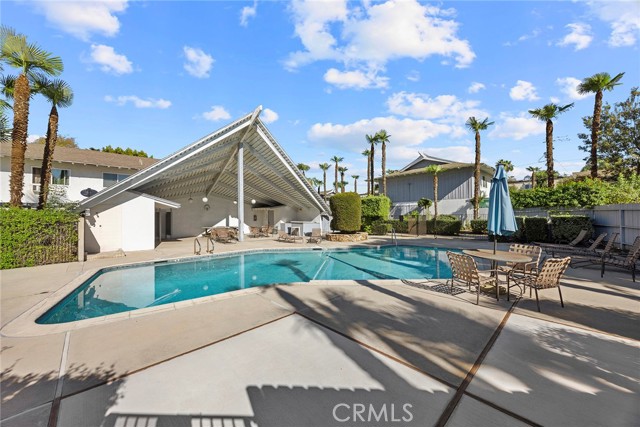 Detail Gallery Image 22 of 29 For 313 N Acacia #C, Fullerton,  CA 92831 - 2 Beds | 1/1 Baths